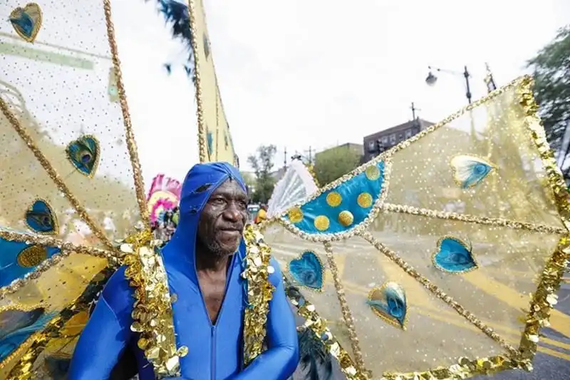 wanderlust-tips-nuoc-my-tung-bung-mung-ngay-le-lao-dong-2