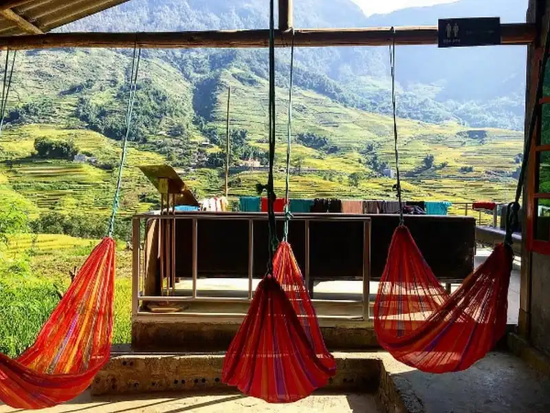 Say đắm những cung đường ngắm mùa lúa vàng ở vùng núi phía Bắc 7 wanderlust-tips-say-dam-nhung-cung-duong-ngam-mua-lua-vang-o-vung-nui-phia-bac-3