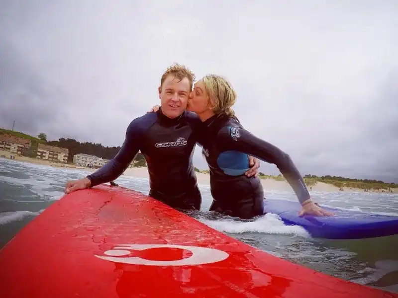 wanderlust-tips-tranh-thu-ky-nghi-thai-san-me-dua-con-gai-moi-sinh-cung-di-du-lich-khap-noi-1