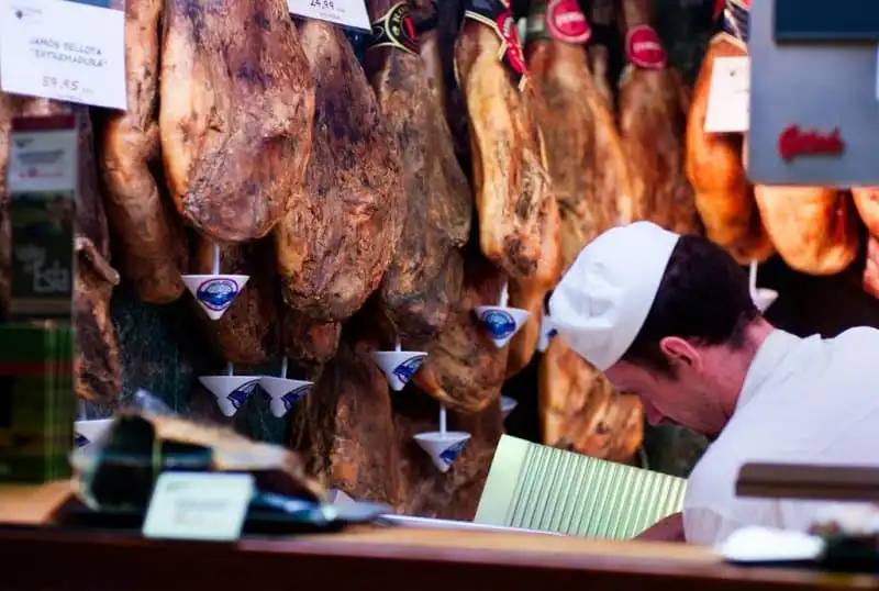 wanderlust_tips_10_khu_cho_am_thuc_madrid_6