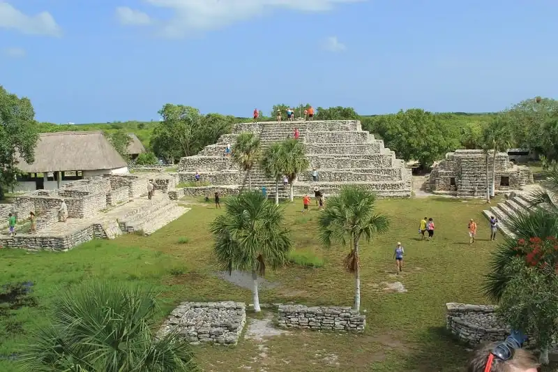 15 thiên đường tránh rét lý tưởng nhất mùa đông 13 wanderlust_tips_15_diem_den_tranh_ret_ly_tuong_8