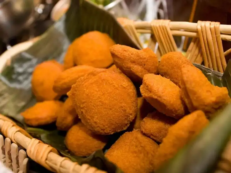 wanderlust_tips_21_thuc_pham_pho_bien_the_gioi_14