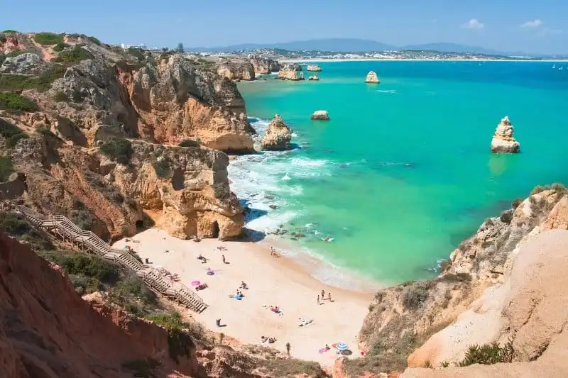 wanderlust_tips_25_diem_den_gia_re_ky_nghi_chau_au_16