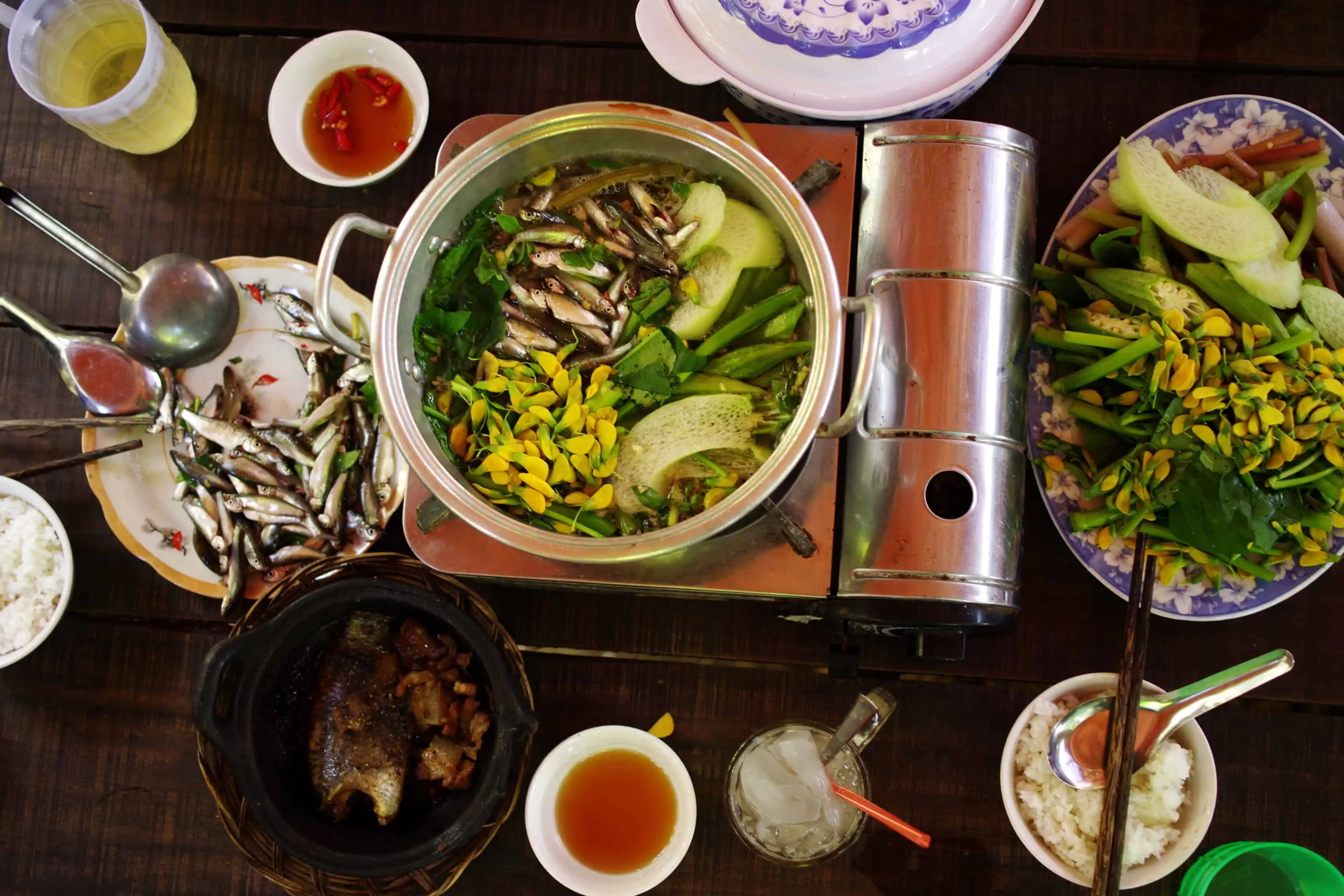 wanderlust_tips_7_dac_san_dong_thap_mua_nuoc_noi_1