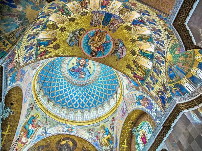 wanderlust_tips_Chiem-nguong-St-Peterburg-diem-den-hang-dau-Chau-Au23