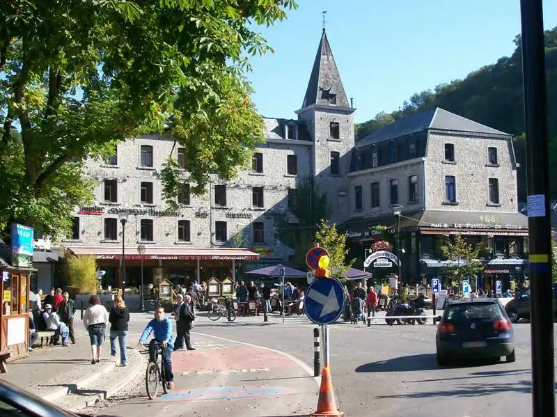 Khám phá Durbuy: Thành phố nhỏ nhất thế giới 8 Trung tâm phố cổ của Durbuy