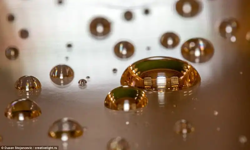 wanderlust_tips_Long-lanh-thanh-pho-trong-giot-nuoc-3