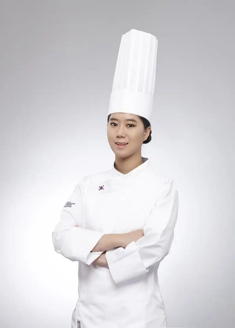 wanderlust_tips_Park-Hyatt-Saigon-bo-nhiem-truong-bo-phan-bep-banh-moi-2