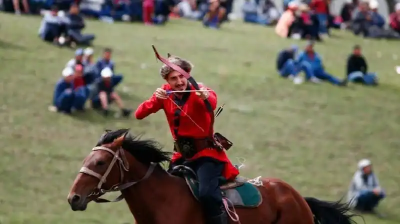 wanderlust_tips_World-Nomad-Games-va-nhung-hinh-anh-dang-kinh-ngac-01