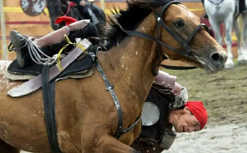 wanderlust_tips_World-Nomad-Games-va-nhung-hinh-anh-dang-kinh-ngac-02