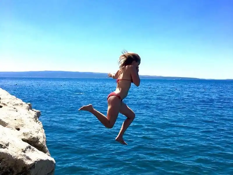 wanderlust_tips_cap_doi_tiet_lo_bi_mat_du_lich_the_gioi_mien_phi_11