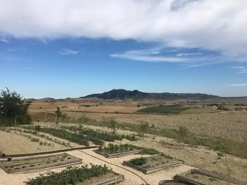 wanderlust_tips_cap_doi_tiet_lo_bi_mat_du_lich_the_gioi_mien_phi_6