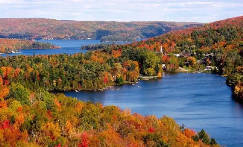 Say đắm vẻ quyến rũ của mùa thu khắp thế giới 8 wanderlust_tips_mua_thu_the_gioi_4