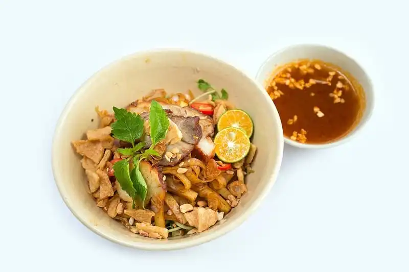 wanderlust_tips_nha_hang_home_hoi_an_1