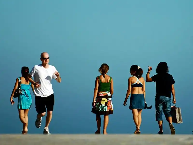 wanderlust_tips_nhung-quan-niem-me-tin-ky-quai-nhat-the-gioi-10