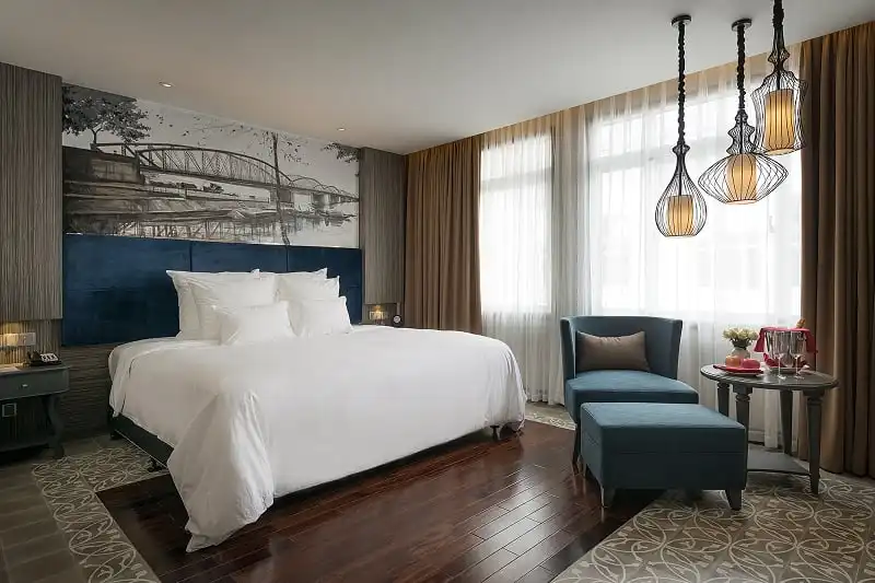 wanderlust_tips_paradise_hotel