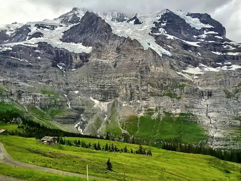 wanderlust_tips_phuot_chau_au_voi_5_diem_den_lang_man_16