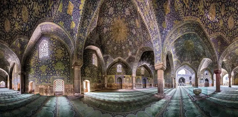 wanderlust_tips_sac_mau_iran_6