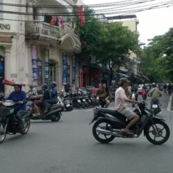 4 tour mien phi tham pho co ha noi wanderlusttips