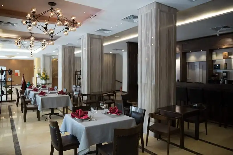 Khach-san-Thang-Long-Opera-khai-truong-wanderlusttips7