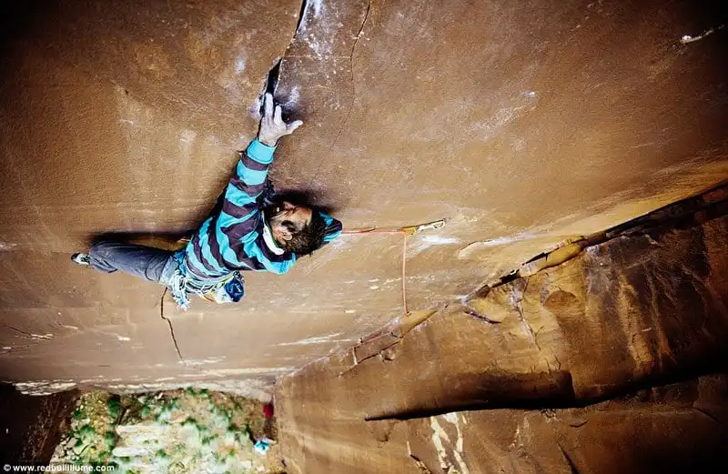 Wanderlust_Ngoan-muc-nhung-buc-anh-dep-nhat-Red-Bull-Illume-Awards-14