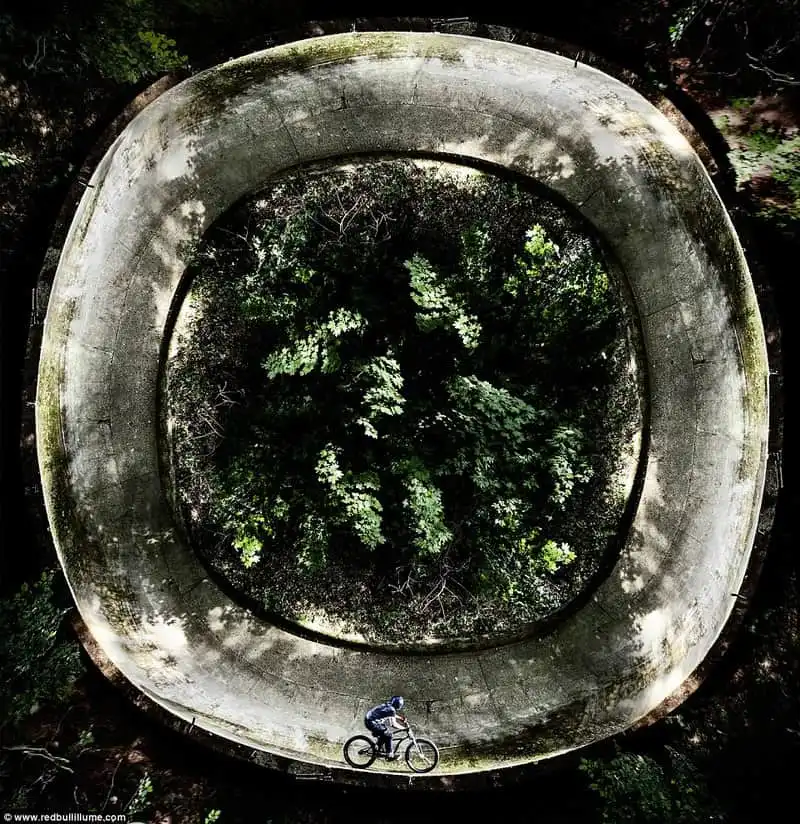 Wanderlust_Ngoan-muc-nhung-buc-anh-dep-nhat-Red-Bull-Illume-Awards-20