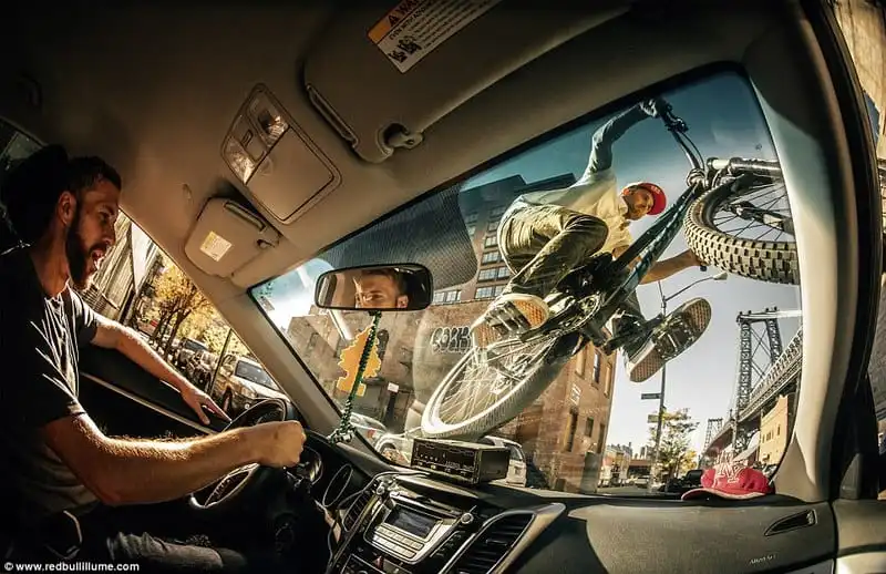 Wanderlust_Ngoan-muc-nhung-buc-anh-dep-nhat-Red-Bull-Illume-Awards-7