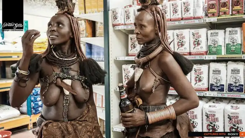 Wanderlust_Nguc-tran-di-sieu-thi-nhu-phu-nu-tho-dan-Him-Ba-12