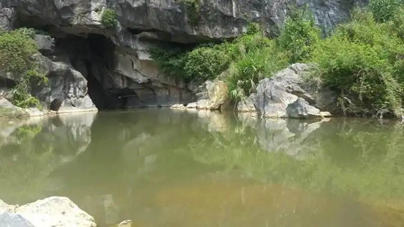 Hang đá quanh năm mát lạnh ở Hoành Bồ, Quảng Ninh 5 wanderlust-tip-hang-da-quanh-nam-mat-lanh-o-hoanh-bo-quang-ninh-2