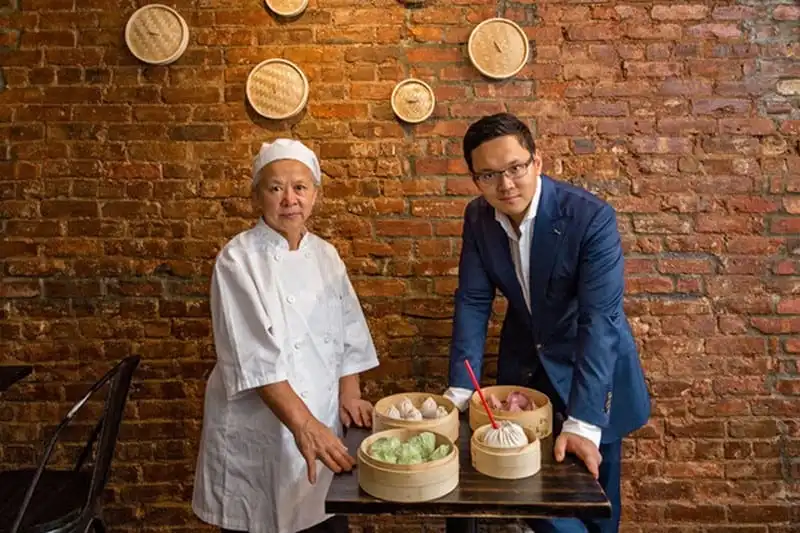 wanderlust-tip-khach-cho-hang-gio-de-thuong-thuc-mon-ha-cao-khong-lo--2