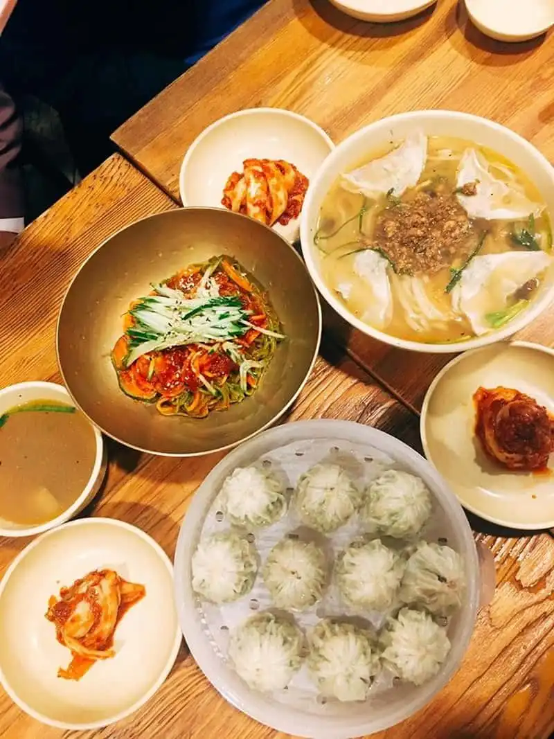 wanderlust-tip-kinh-nghiem-du-lich-han-quoc-7-ngay-cua-cap-doi-sai-gon-7