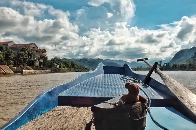 wanderlust-tips-chang-trai-du-lich-xuyen-viet-cung-gau-teddy-4