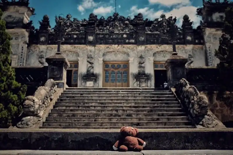 wanderlust-tips-chang-trai-du-lich-xuyen-viet-cung-gau-teddy-7