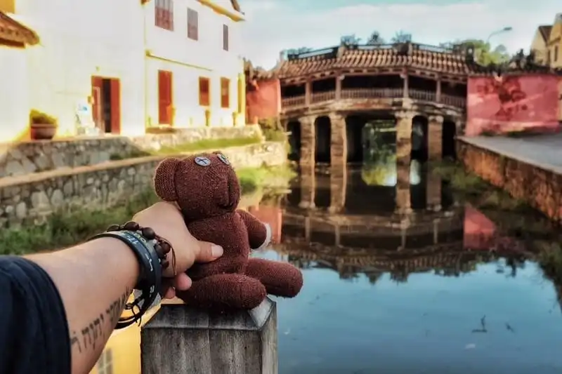 wanderlust-tips-chang-trai-du-lich-xuyen-viet-cung-gau-teddy-9
