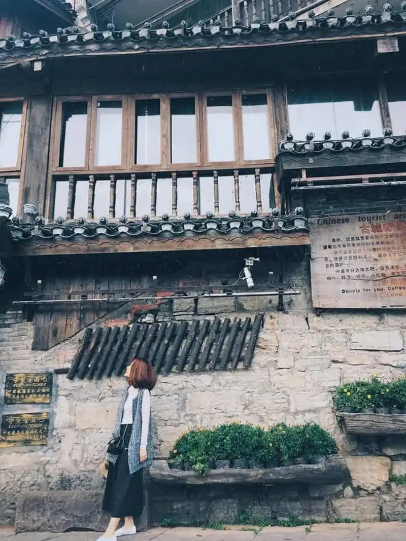 wanderlust-tips-co-nang-lala-bo-tu-10a8-chia-se-kinh-nghiem-du-lich-phuong-hoang-co-tran-10