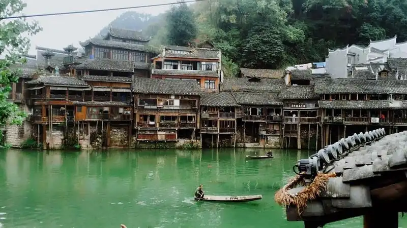 wanderlust-tips-co-nang-lala-bo-tu-10a8-chia-se-kinh-nghiem-du-lich-phuong-hoang-co-tran-2