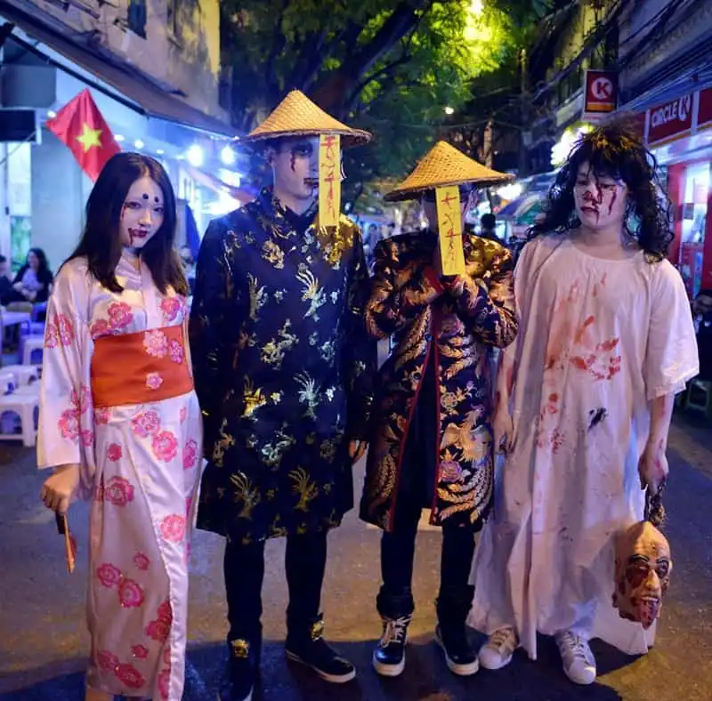 wanderlust-tips-con-pho-kinh-di-o-ha-noi-dem-hoi-halloween-8