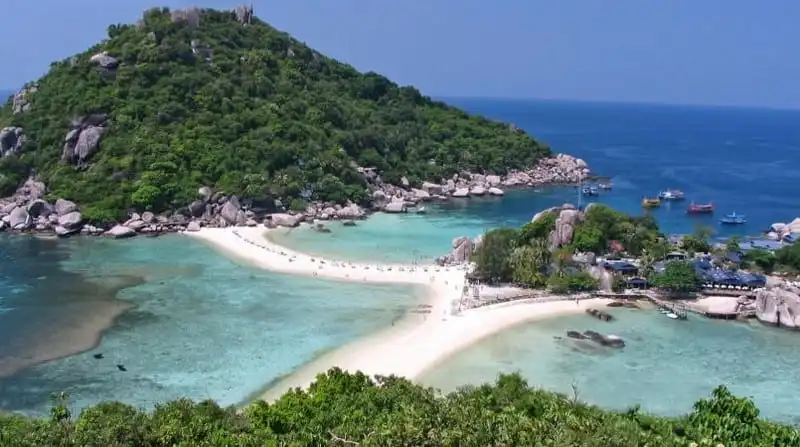 Điểm danh 10 quốc gia nhỏ bé nhất thế giới 8 wanderlust-tips-diem-danh-10-quoc-gia-nho-be-nhat-the-gioi-4