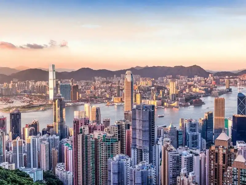 wanderlust-tips-goi-y-12-diem-du-lich-the-gioi-gia-re-theo-tung-thang-trong-nam-2