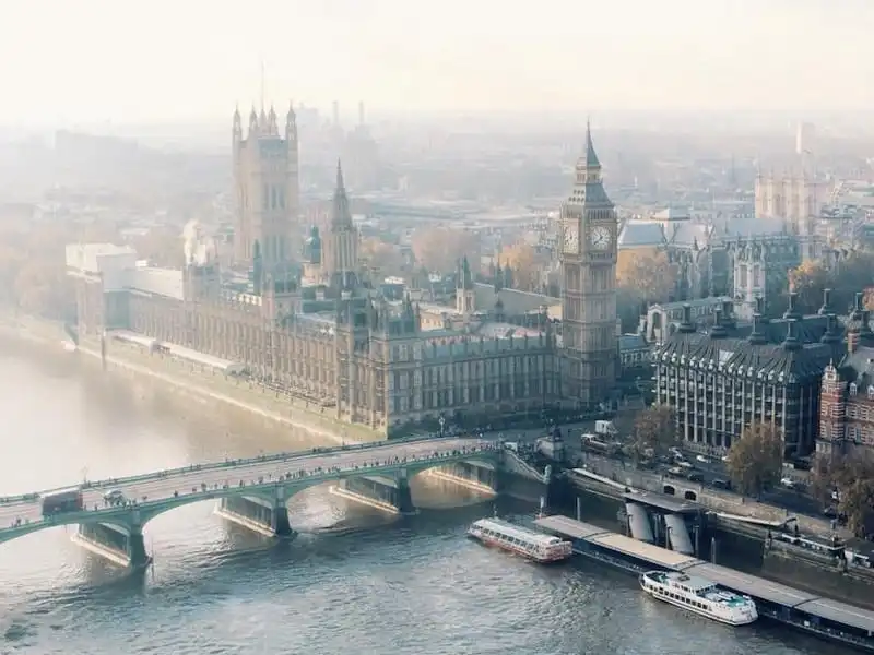 wanderlust-tips-goi-y-12-diem-du-lich-the-gioi-gia-re-theo-tung-thang-trong-nam-5