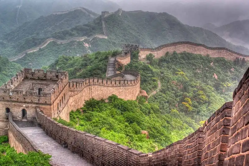 Kế hoạch xây nhà ga xe lửa sâu và lớn nhất thế giới dưới Vạn Lý Trường Thành 6 wanderlust-tips-ke-hoach-xay-nha-ga-xe-lua-sau-va-lon-nhat-the-gioi-duoi-van-ly-truong-thanh-2