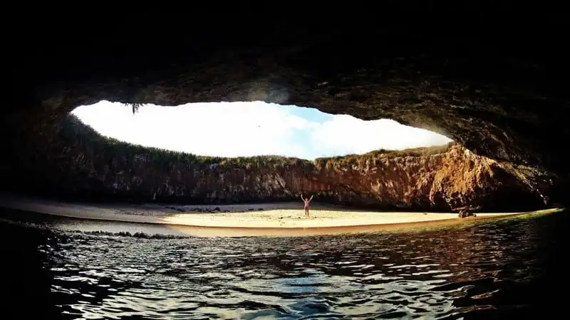 wanderlust-tips-ngo-ngang-10-dia-danh-tuyet-dep-ma-du-khach-it-biet-toi-3