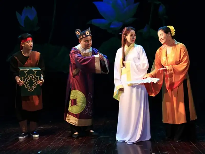 Nhà hát kịch Việt Nam ra mắt "Chuyện nàng Kiều" 6 wanderlust-tips-nha-hat-kich-viet-nam-gioi-thieu-chuyen-nang-kieu-2