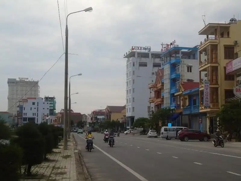 Nhiều khách sạn ở Quảng Bình giảm giá hỗ trợ các đoàn cứu trợ lũ lụt 5 wanderlust-tips-nhieu-khach-san-o-quang-binh-giam-gia-de-ho-tro-cac-doan-cuu-tro-lu-lut-1