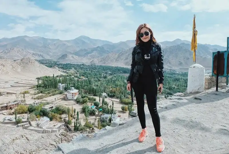 wanderlust-tips-rapper-tien-dat-cung-ban-gai-moi-di-du-lich-an-do-23