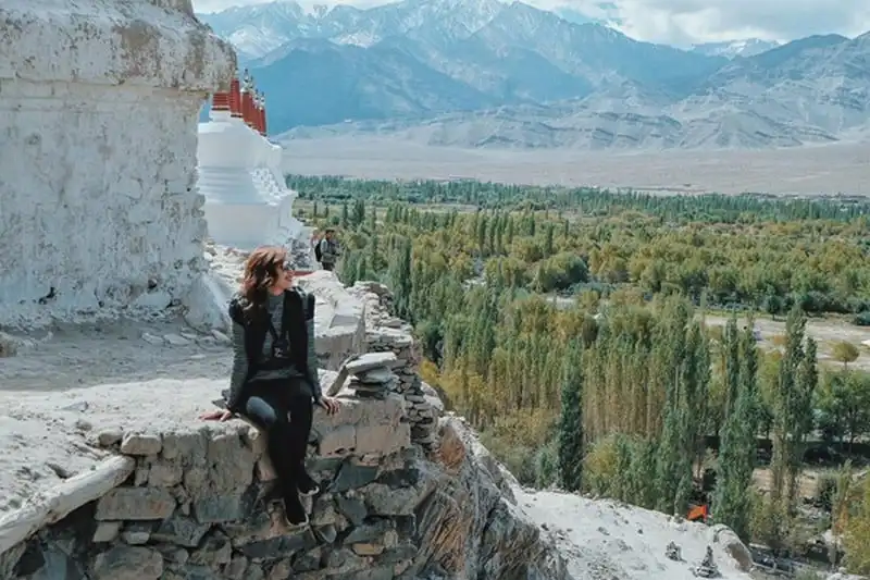 wanderlust-tips-rapper-tien-dat-cung-ban-gai-moi-di-du-lich-an-do-9