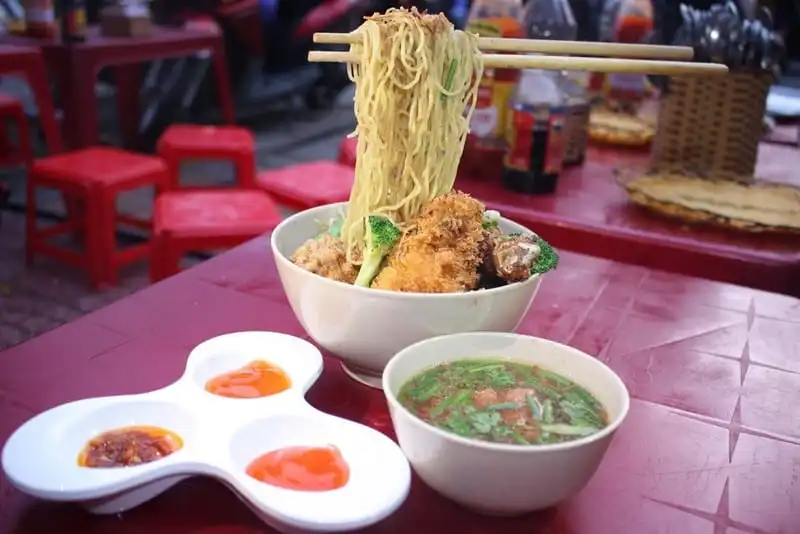 wanderlust-tips-trao-luu-mi-bay-do-bo-vao-viet-nam-6