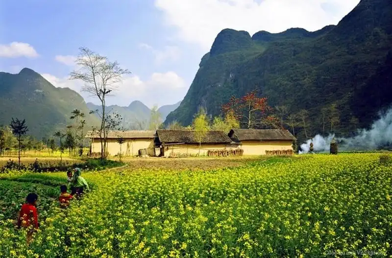 Triển lãm ảnh "Nét đẹp miền Tây Bắc" tại Sơn La 5 wanderlust-tips-trien-lam-anh-net-dep-mien-tay-bac-o-son-la1