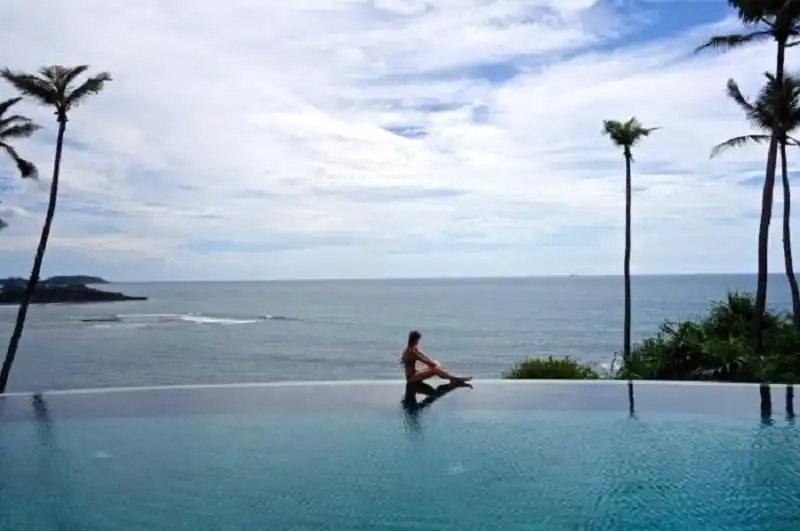 wanderlust_tips_15_be_boi_vo_cuc_dep_nhat_the_gioi_7