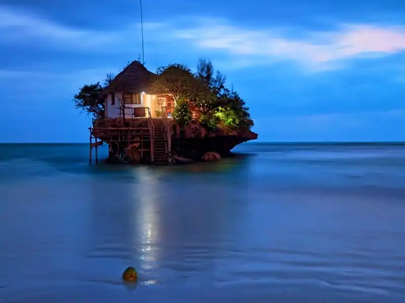 21 điểm đến dành cho những tín đồ yêu sự sang trọng, lạ thường 12 wanderlust_tips_21_diem_den_sang_trong_la_thuong_nam_2016_8